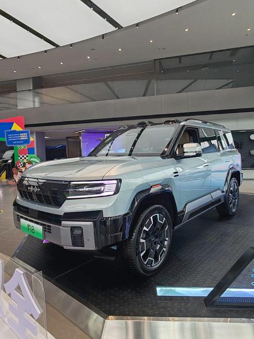 东莞90比亚迪方程豹硬派越野的爆款，英菲尼迪35周年与你共成长